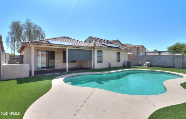 681 W Racine Loop, Casa Grande, AZ 85122