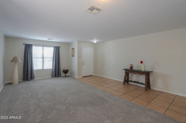 681 W Racine Loop, Casa Grande, AZ 85122