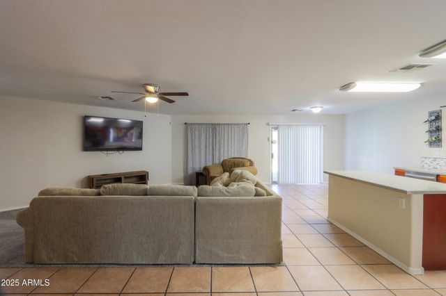 681 W Racine Loop, Casa Grande, AZ 85122