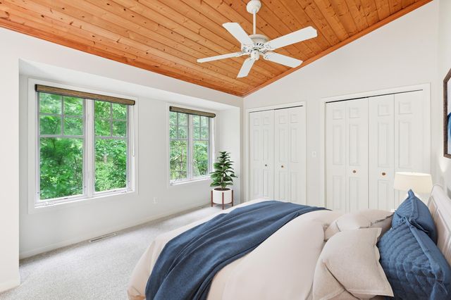 204 Central Avenue S, Wayzata, MN 55391