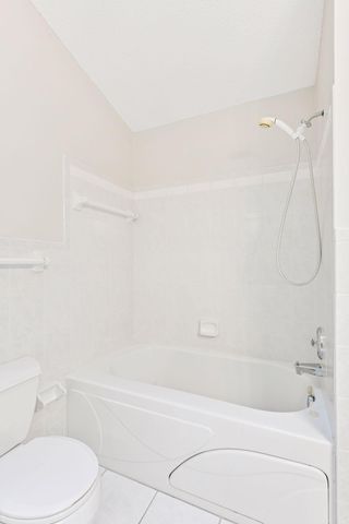 204 Central Avenue S, Wayzata, MN 55391