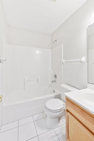 204 Central Avenue S, Wayzata, MN 55391