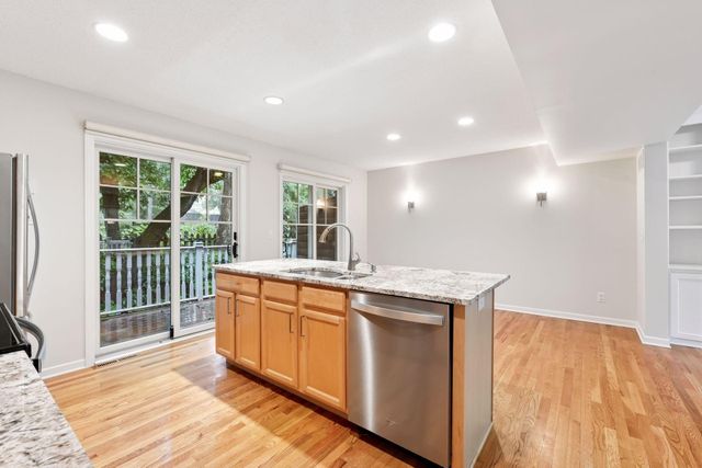 204 Central Avenue S, Wayzata, MN 55391