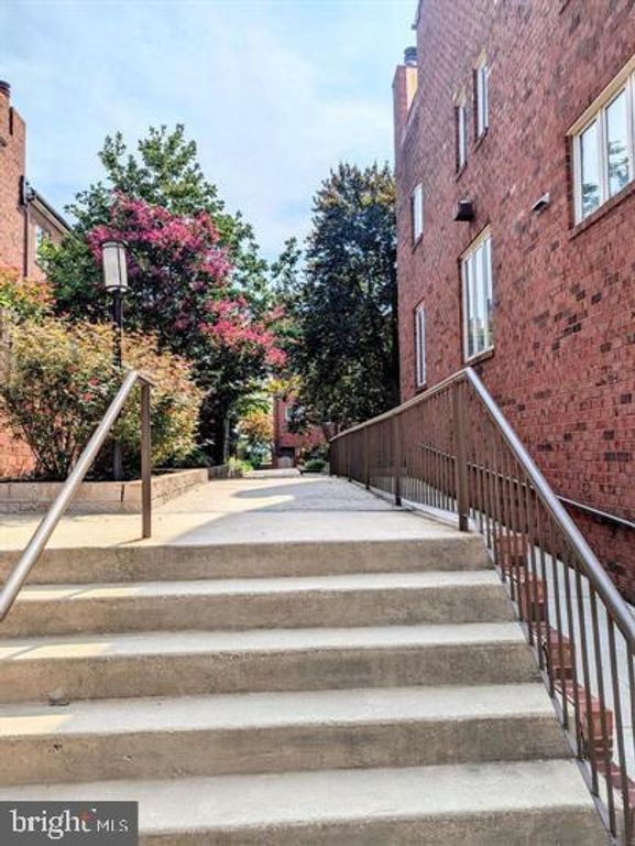 1 CHRISTIAN ST #26L, PHILADELPHIA, PA 19147 — exterior