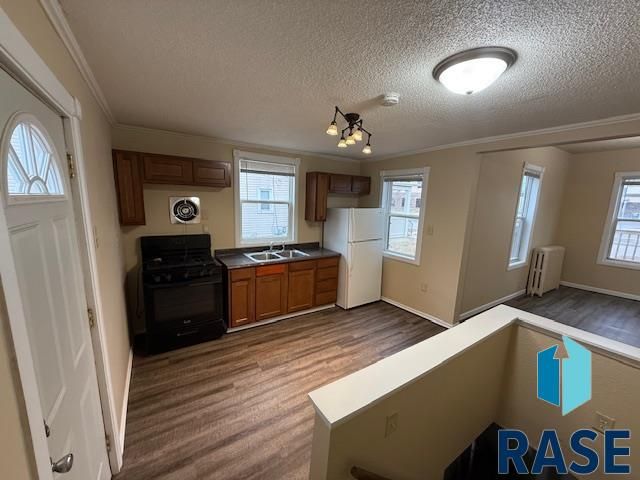 916 W 10th St Street, Sioux Falls, SD 57104