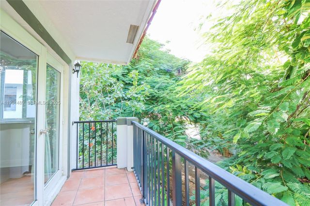 2947 Coconut Ave 4, Miami, FL 33133