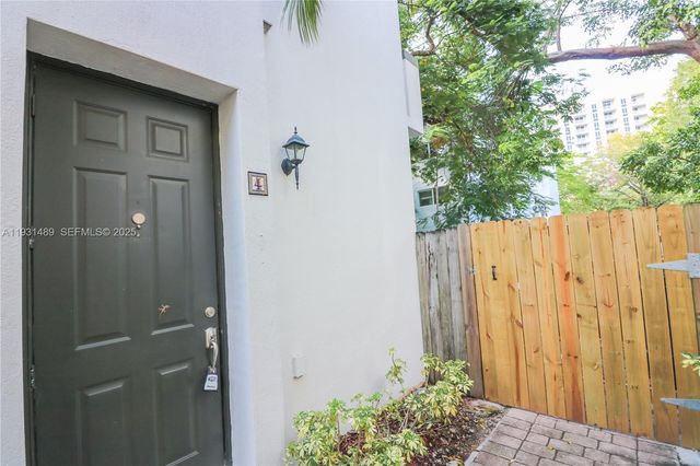 2947 Coconut Ave 4, Miami, FL 33133