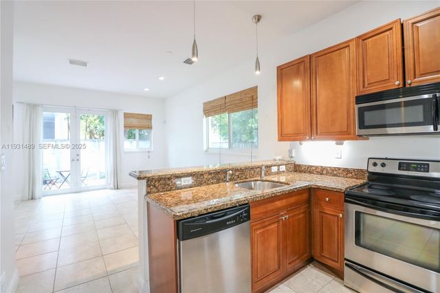 2947 Coconut Ave 4, Miami, FL 33133