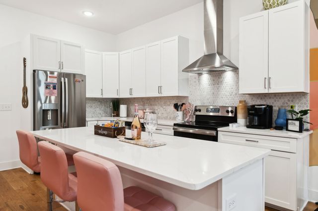 4810 Gallatin Pike Apt 105, Nashville, TN 37216