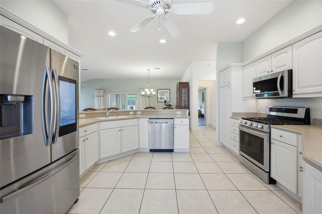 1615 SNELLING AVENUE, The Villages, FL 32162