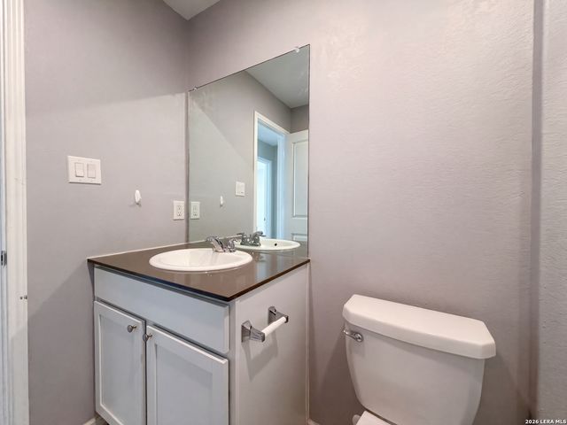 241 Payton Pl, Marion, TX 78124