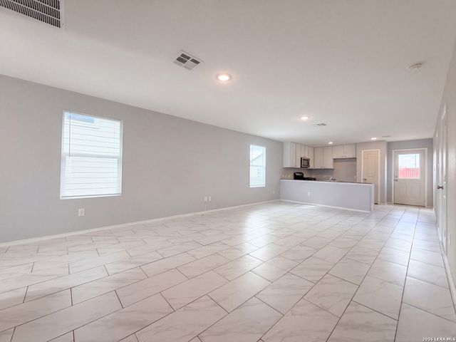 241 Payton Pl, Marion, TX 78124