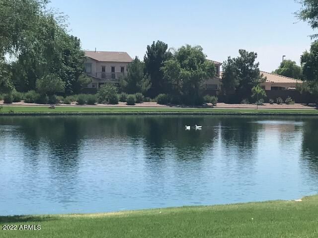 4106 S MARIPOSA Drive, Gilbert, AZ 85297