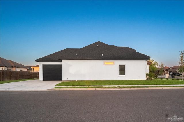 1119 Franklin Avenue, Alton, TX 78573