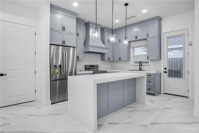 1119 Franklin Avenue, Alton, TX 78573