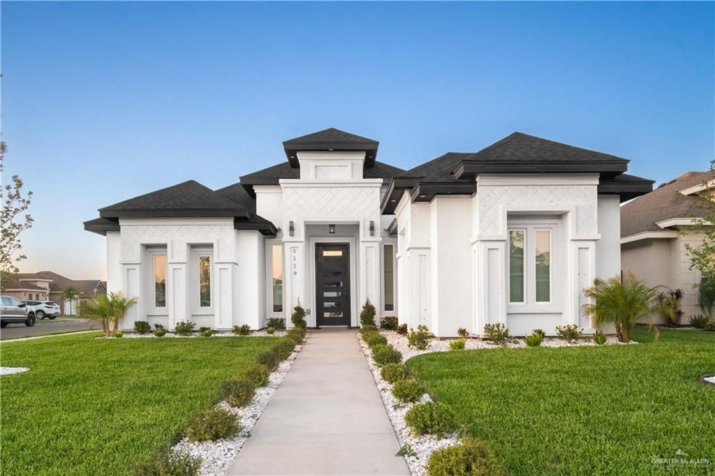 1119 Franklin Avenue, Alton, TX 78573