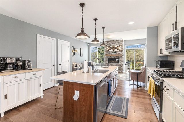 2759 Bristol Ridge Drive, Ann Arbor, MI 48105