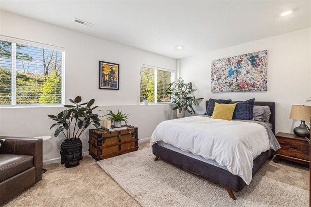 2759 Bristol Ridge Drive, Ann Arbor, MI 48105