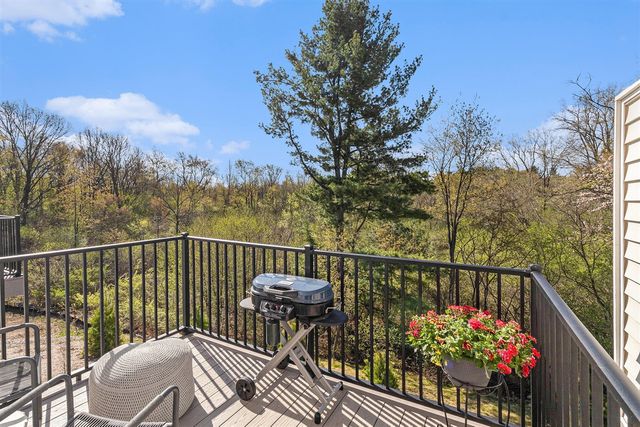 2759 Bristol Ridge Drive, Ann Arbor, MI 48105