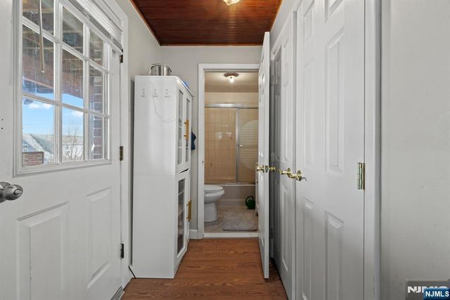 108 Jefferson Place, Totowa, NJ 07512
