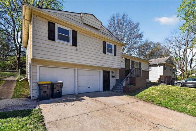 9105 E 89TH Street, Kansas City, MO 64138