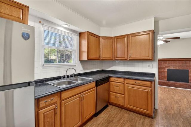 9105 E 89TH Street, Kansas City, MO 64138