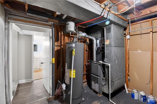 9105 E 89TH Street, Kansas City, MO 64138