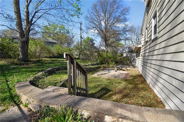 9105 E 89TH Street, Kansas City, MO 64138