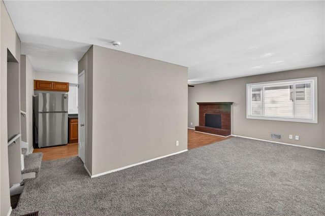 9105 E 89TH Street, Kansas City, MO 64138