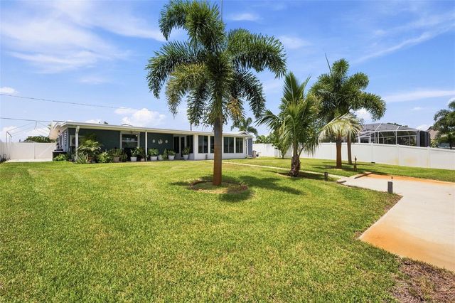 485 FLAMINGO DRIVE, Apollo Beach, FL 33572