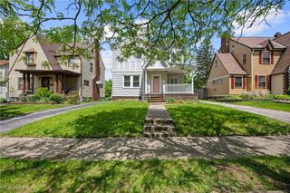 1047 Hillstone Road, Cleveland Heights, OH 44121