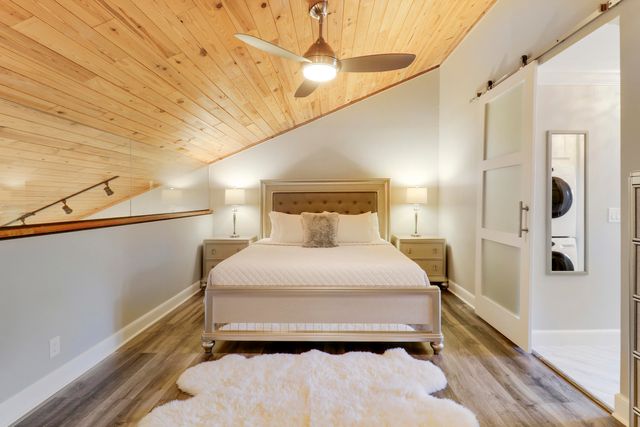 204 Old Meadow Way, Palm Beach Gardens, FL 33418