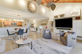 204 Old Meadow Way, Palm Beach Gardens, FL 33418