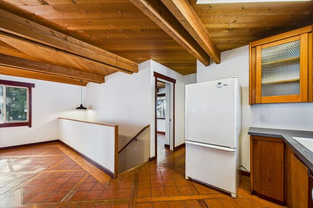 145 Cove View Drive, Shelter Cove, CA 95589