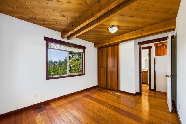 145 Cove View Drive, Shelter Cove, CA 95589