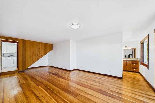 145 Cove View Drive, Shelter Cove, CA 95589