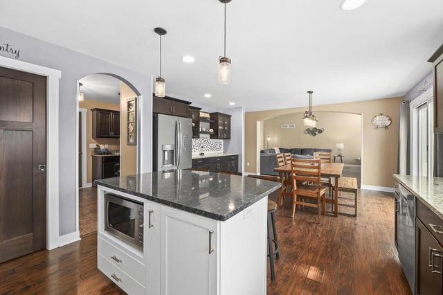W1097 Spring Prairie ROAD, Burlington, WI 53105