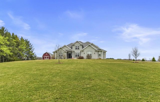 W1097 Spring Prairie ROAD, Burlington, WI 53105