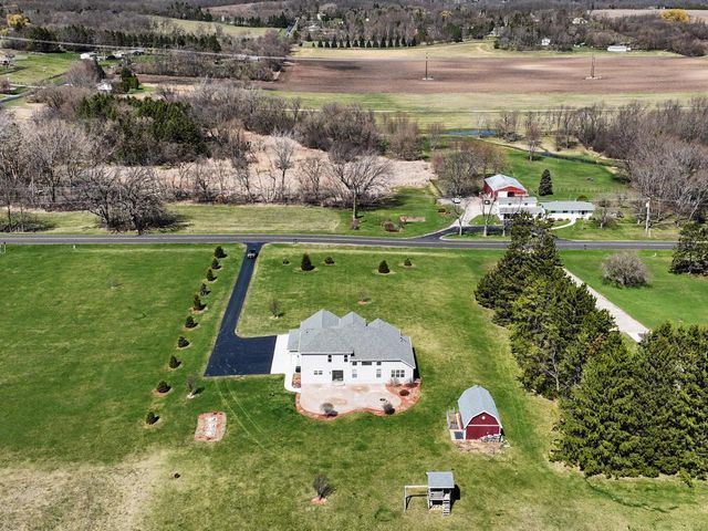 W1097 Spring Prairie ROAD, Burlington, WI 53105