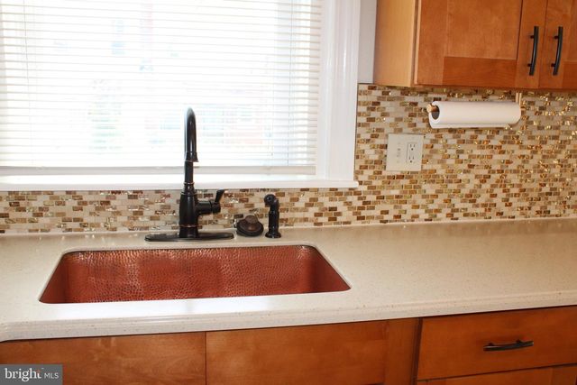 536 W CHEW AVE, Philadelphia, PA 19120