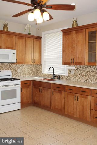 536 W CHEW AVE, Philadelphia, PA 19120
