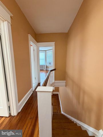 536 W CHEW AVE, Philadelphia, PA 19120