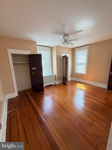 536 W CHEW AVE, Philadelphia, PA 19120
