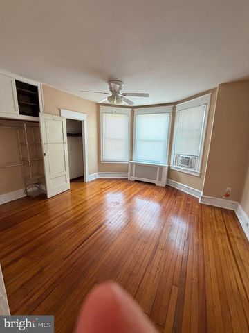 536 W CHEW AVE, Philadelphia, PA 19120