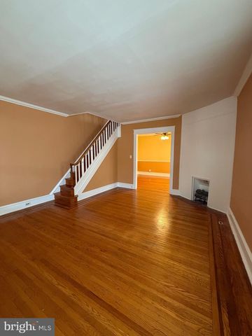 536 W CHEW AVE, Philadelphia, PA 19120