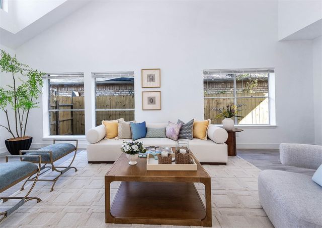 13547 Pasa Robles Lane, Houston, TX 77083