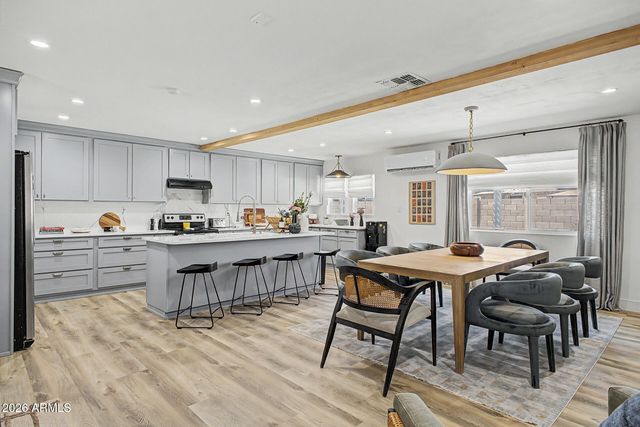 1202 W HAZELWOOD Street, Phoenix, AZ 85013