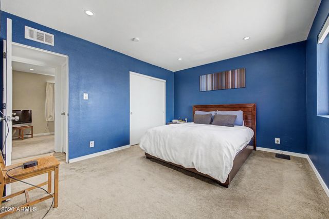 1202 W HAZELWOOD Street, Phoenix, AZ 85013