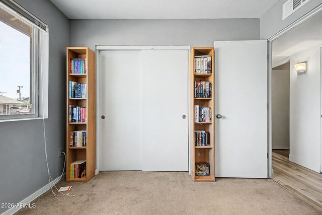 1202 W HAZELWOOD Street, Phoenix, AZ 85013