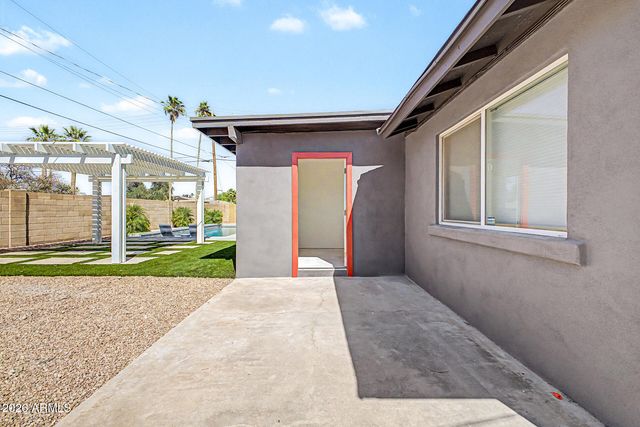1202 W HAZELWOOD Street, Phoenix, AZ 85013